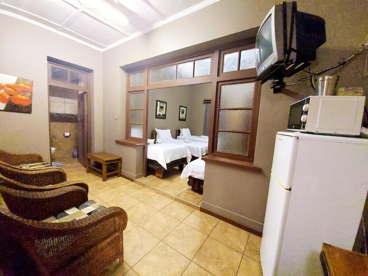 Sundown Lodge Коматіпурт Номер фото
