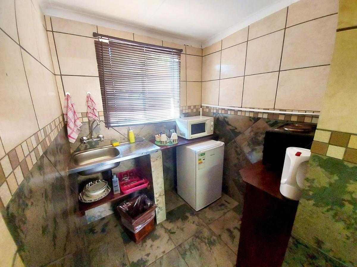 Sundown Lodge Коматіпурт Номер фото